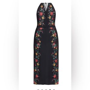 City Chic Maxi Boho Bouquet Dress In black Floral S/14